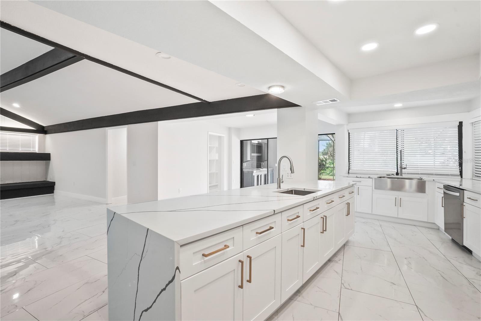 BUCKHORN SPGS MANOR - Residential