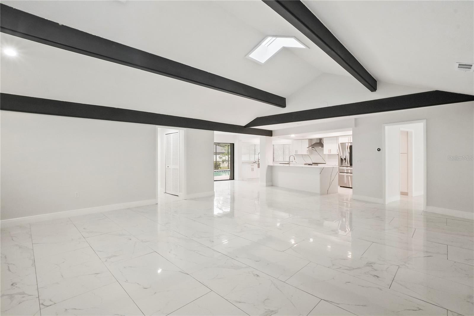 BUCKHORN SPGS MANOR - Residential