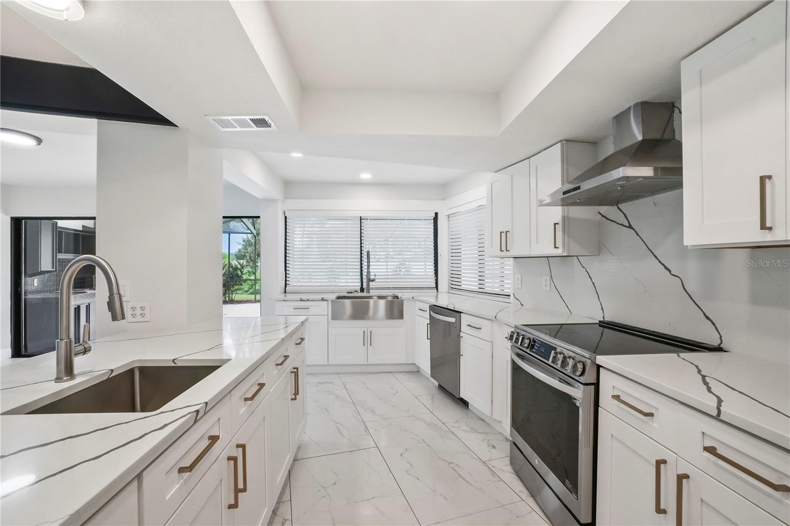 BUCKHORN SPGS MANOR - Residential