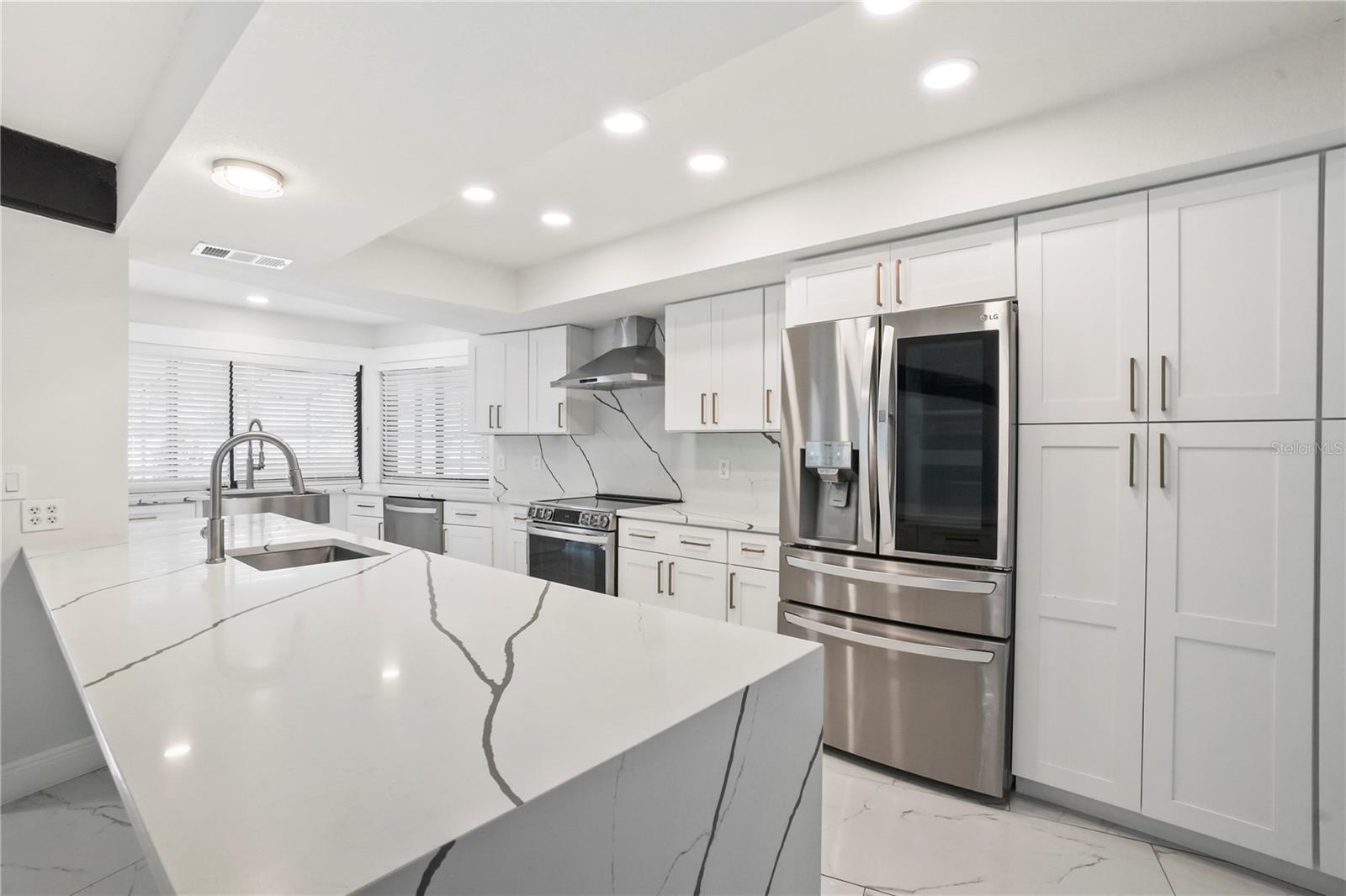 BUCKHORN SPGS MANOR - Residential