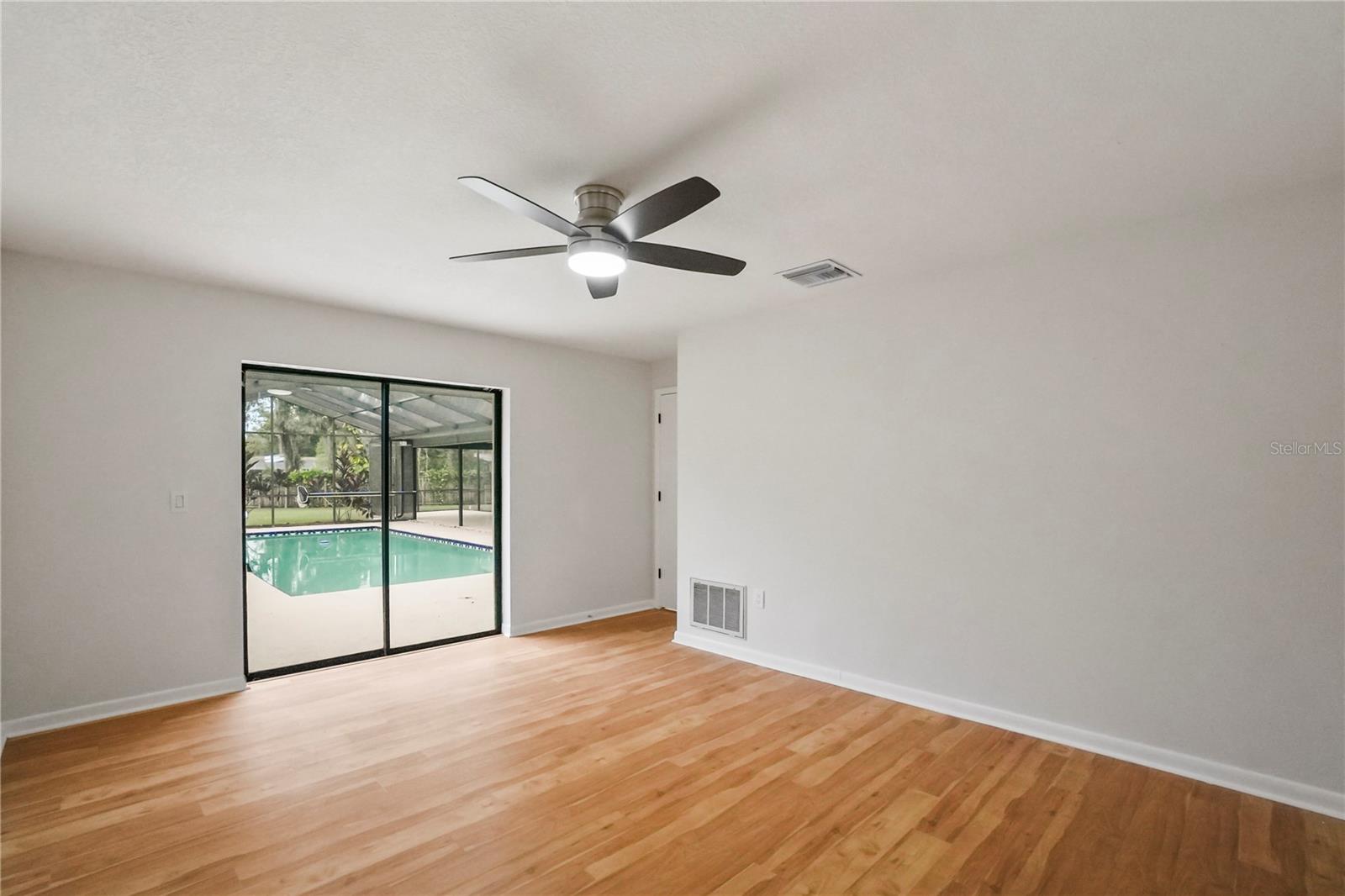 BUCKHORN SPGS MANOR - Residential