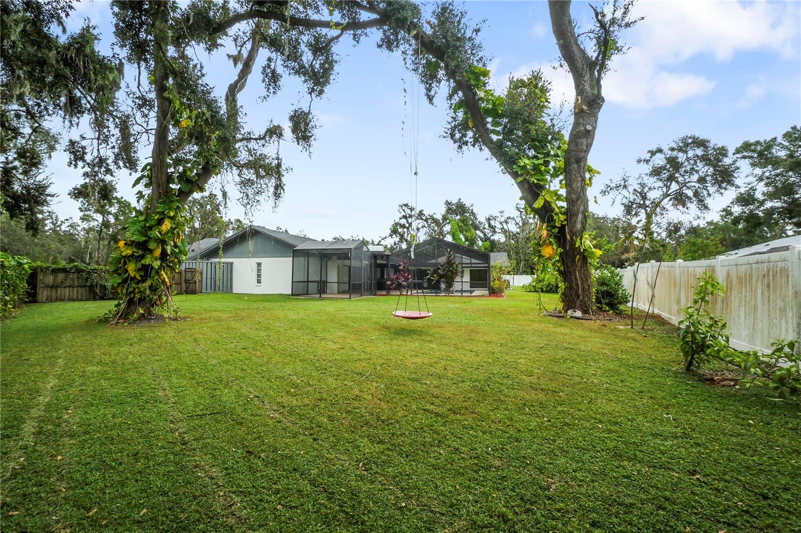 BUCKHORN SPGS MANOR - Residential