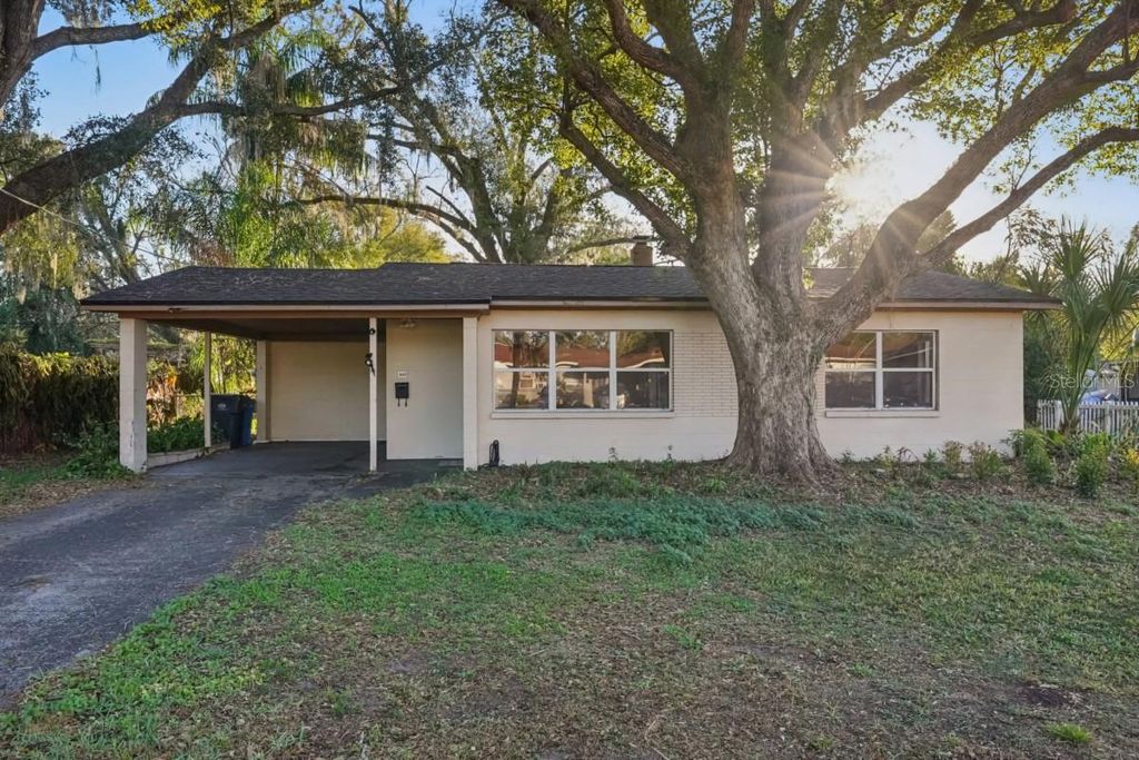 Photo of 603 Oak Ridge Drive, Brandon, FL 33510 (MLS # A4671524)