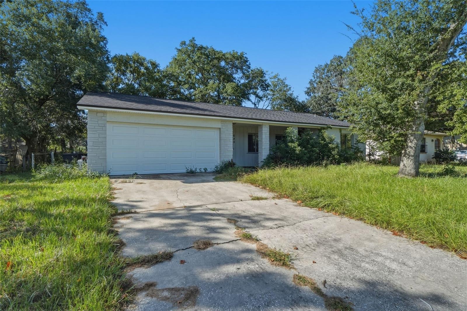 645 VENEER DRIVE