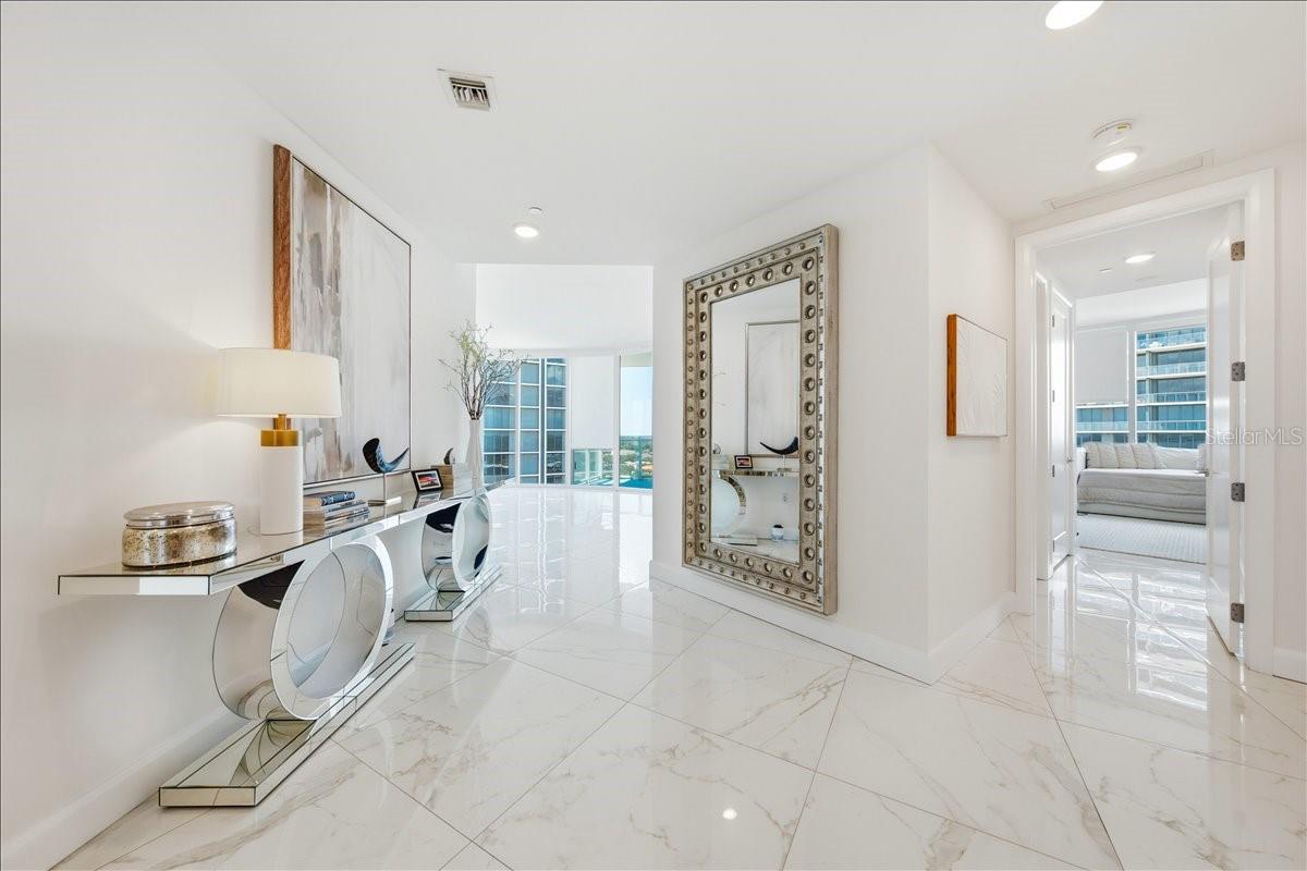 2900 W BAY TO BAY BOULEVARD 1401
