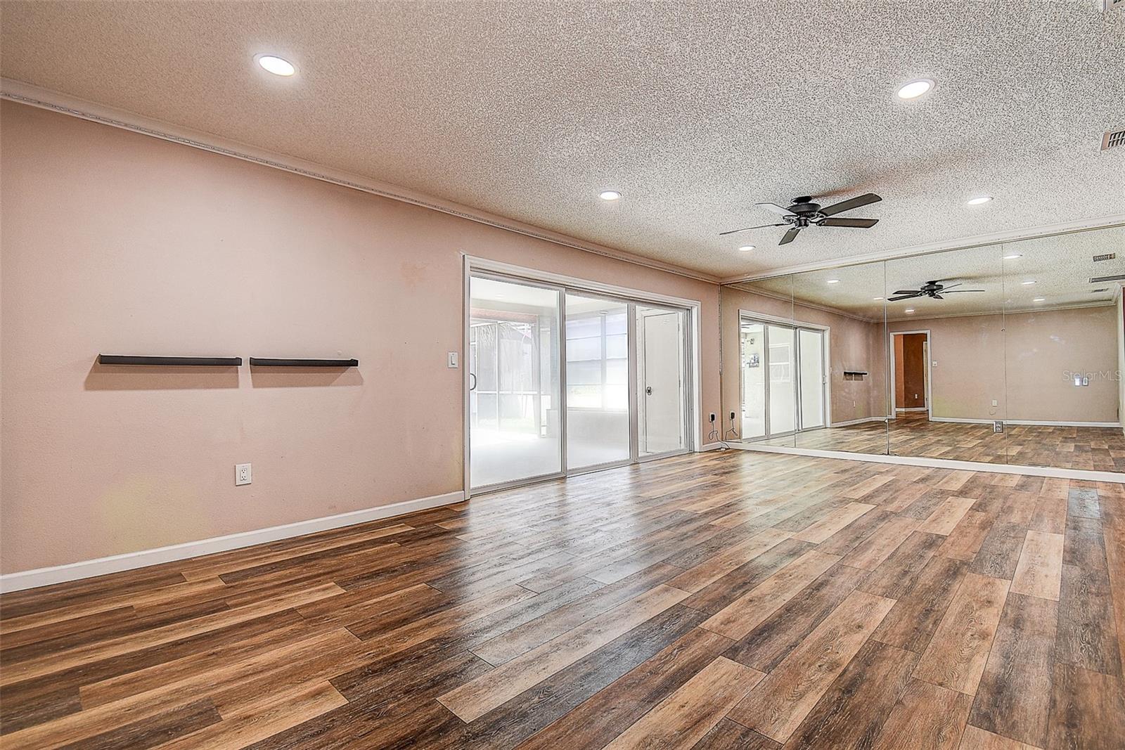 FOREST LAKE ESTATES - Residential