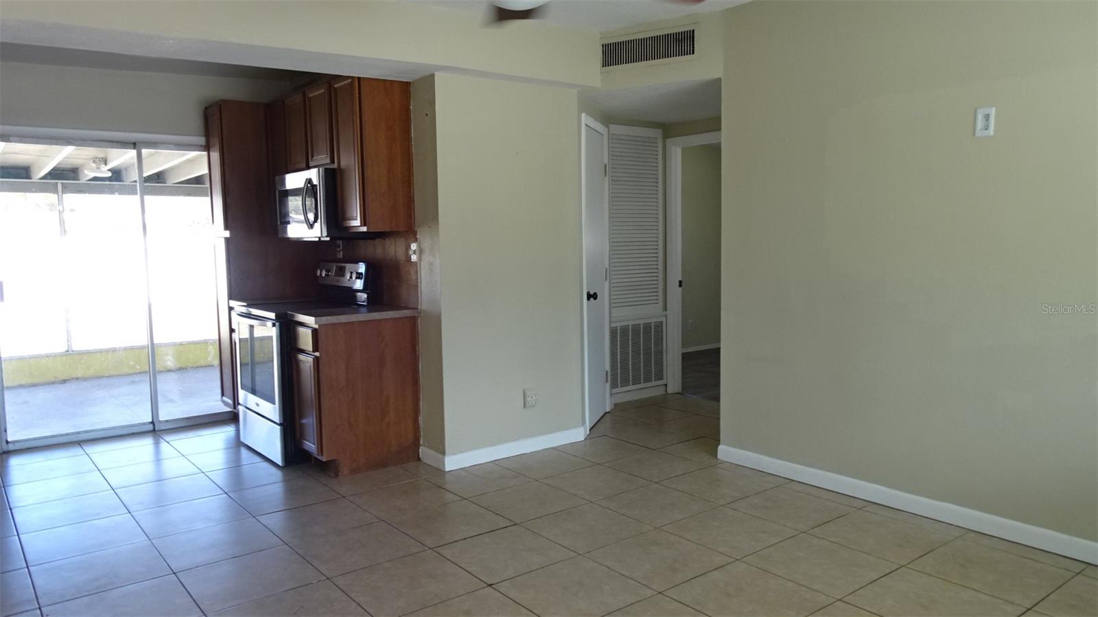 ORANGE LAKE VILLAGE 2 - Residential