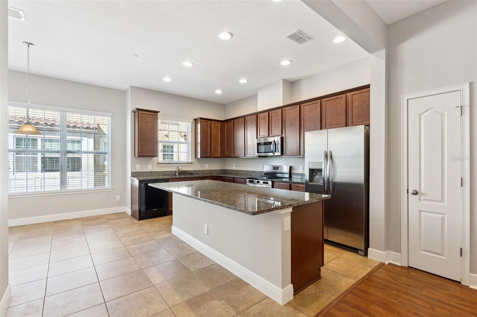 FOUNTAIN PARKE AT LAKE MARY PH 2 - Residential