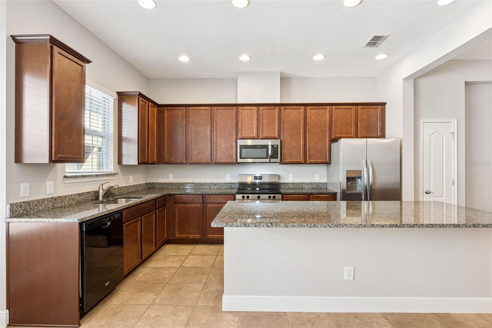 FOUNTAIN PARKE AT LAKE MARY PH 2 - Residential