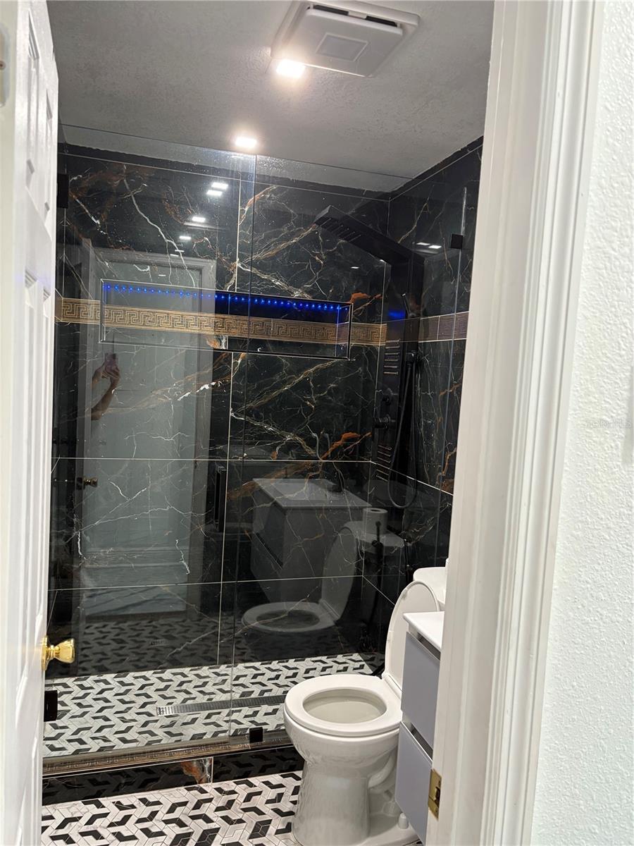 SPRINGWOOD VILLAGE - Residential Lease