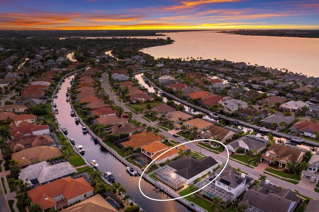 Photo of 569 Mast Drive, Bradenton, FL 34208 (MLS # A4650193)