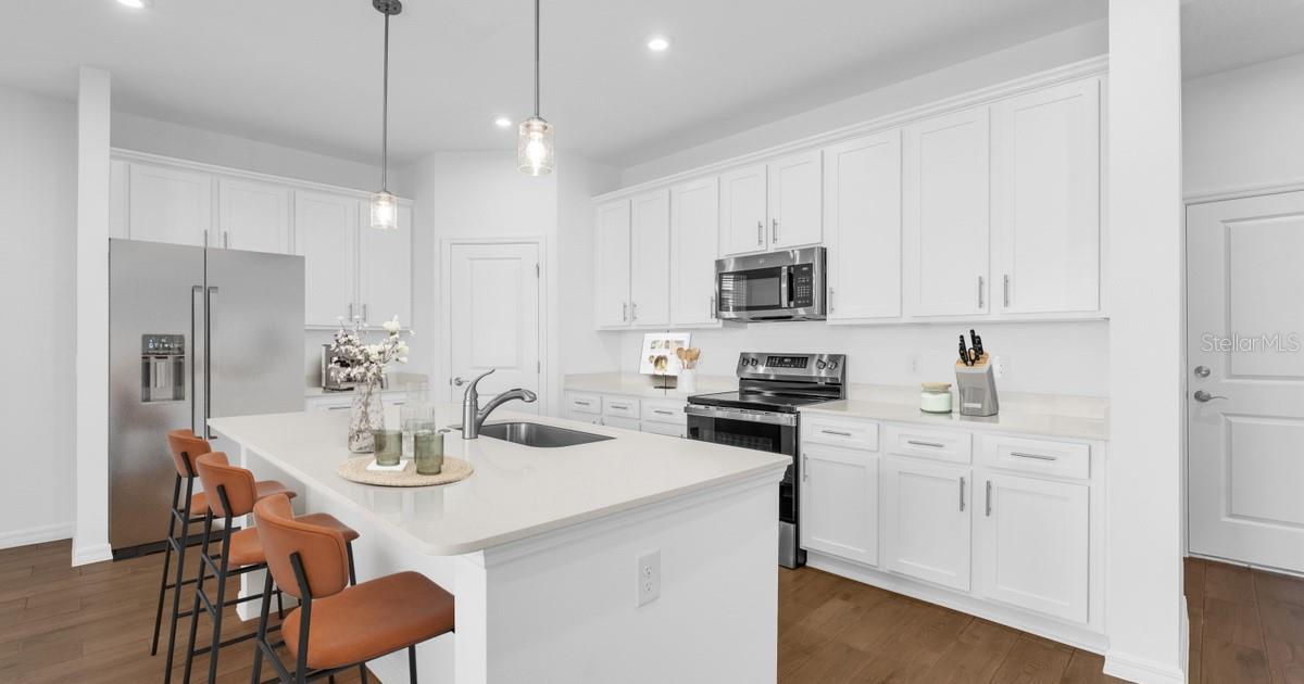 RESERVE AT COUNTRY CLUB LAKES ESTATES - Residential