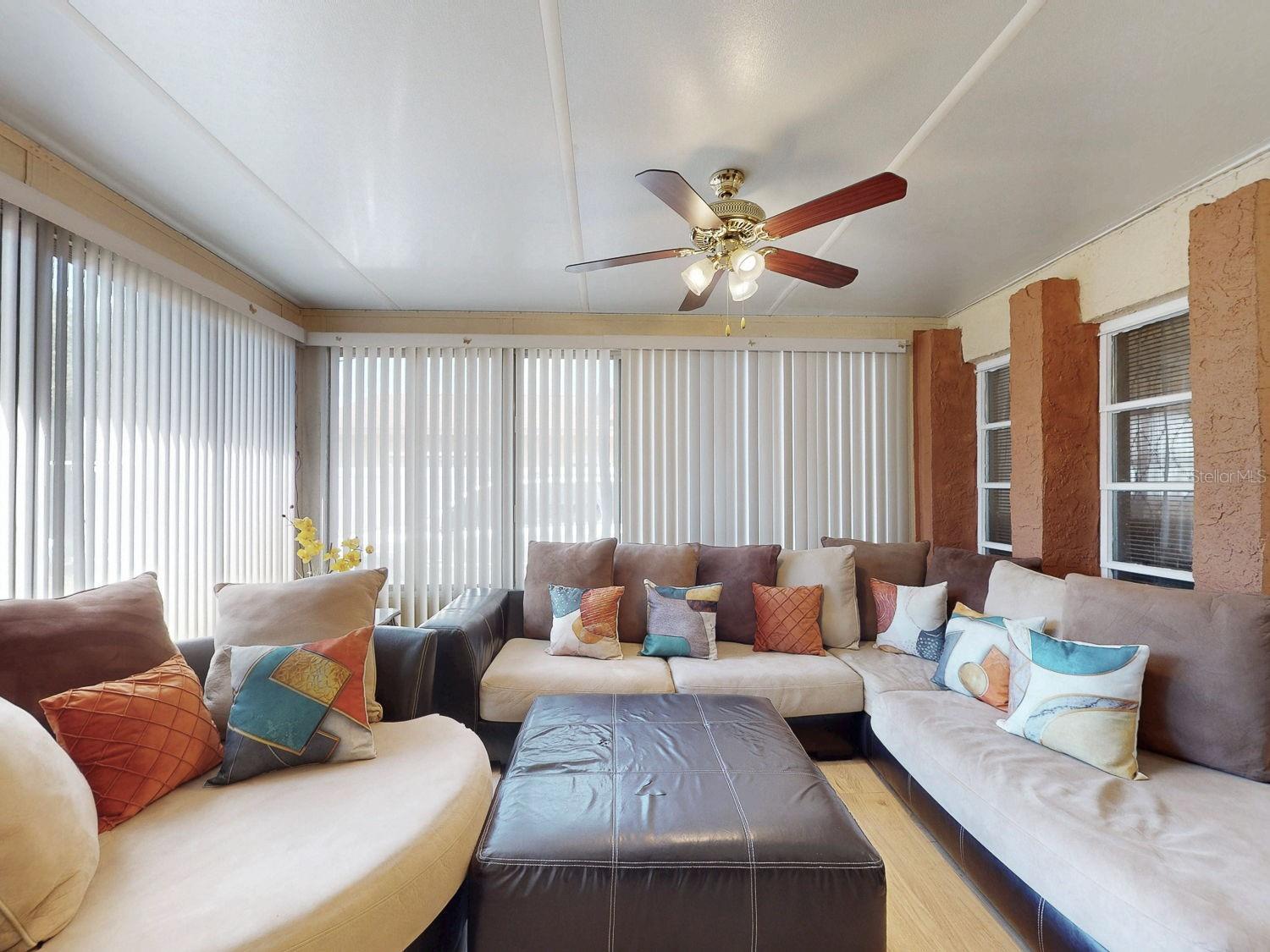 OAK VIEW MANOR - Residential