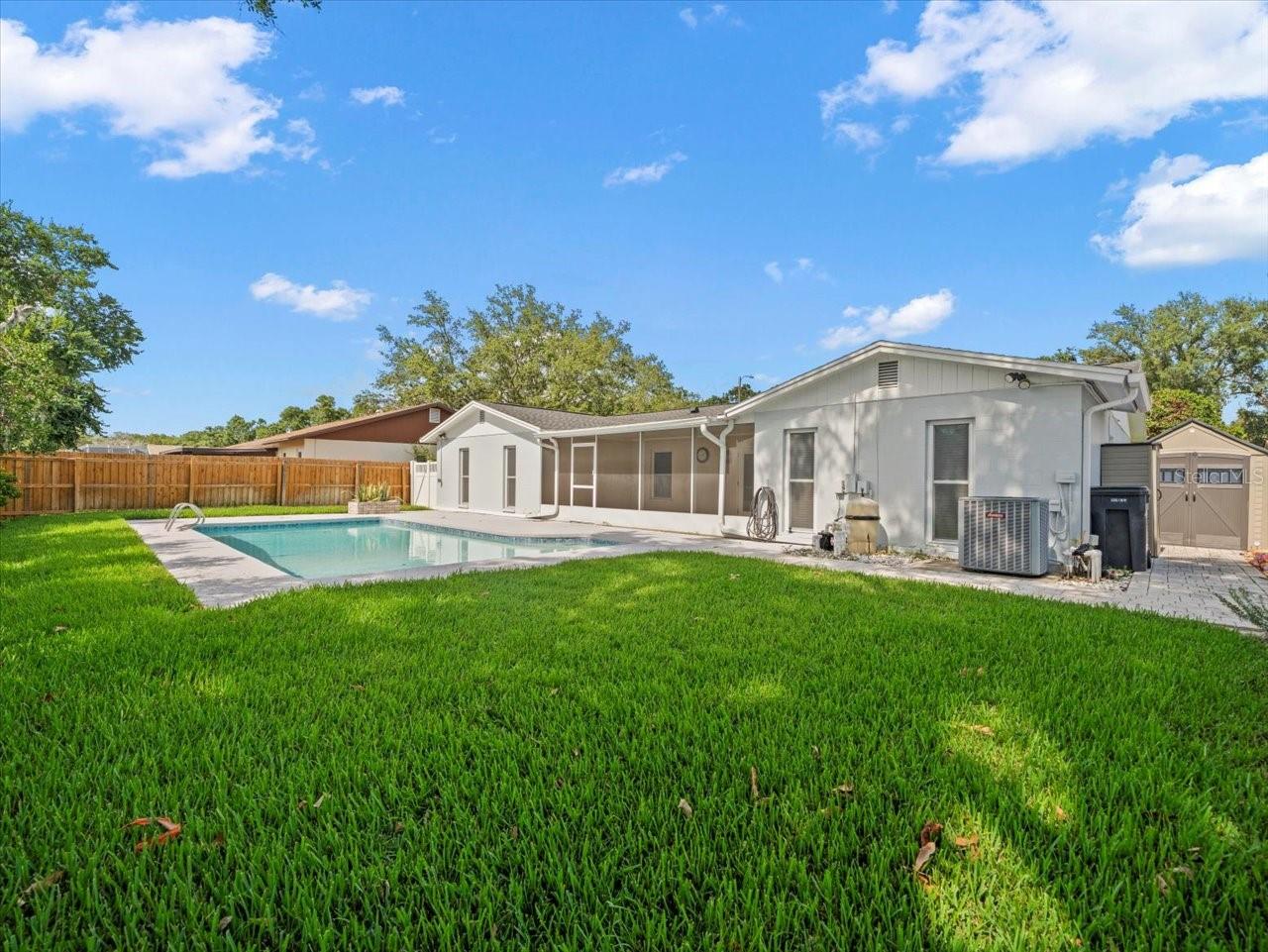 4016 WINDTREE DRIVE
