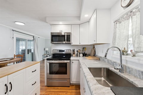 Tiny photo for 20 Hawaiian Way, Leesburg, FL 34788 (MLS # O6436237)