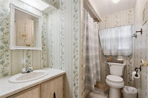 Tiny photo for 20 Hawaiian Way, Leesburg, FL 34788 (MLS # O6436237)