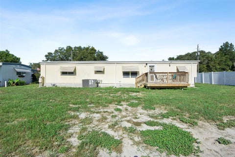Tiny photo for 20 Hawaiian Way, Leesburg, FL 34788 (MLS # O6436237)