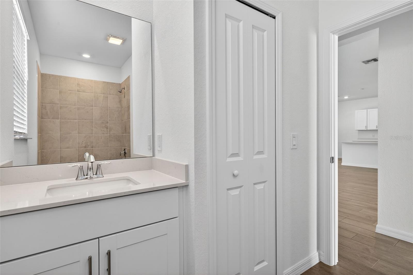 TUCKERS POINTE PH 1 - Residential