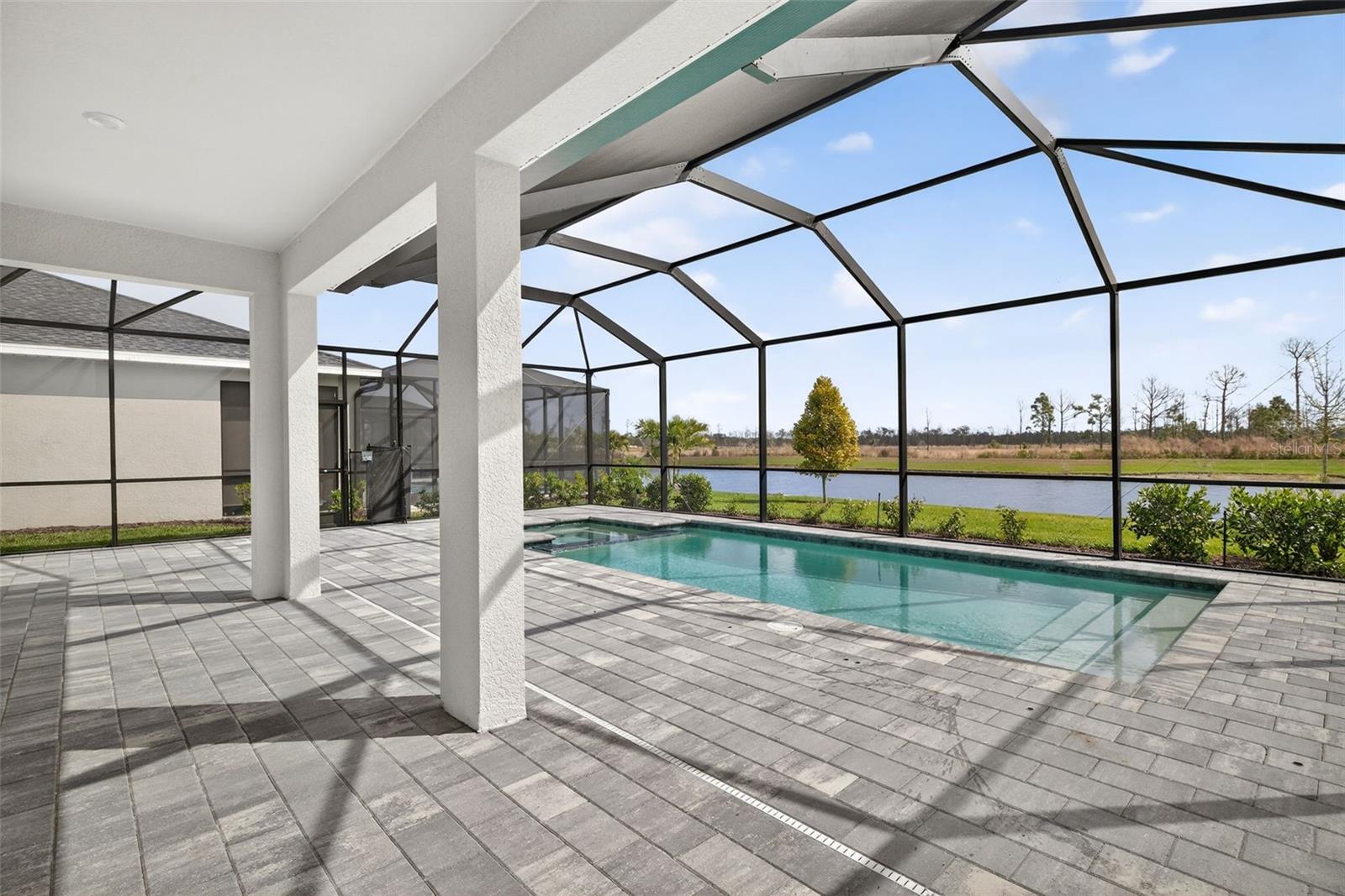 TUCKERS POINTE PH 1 - Residential