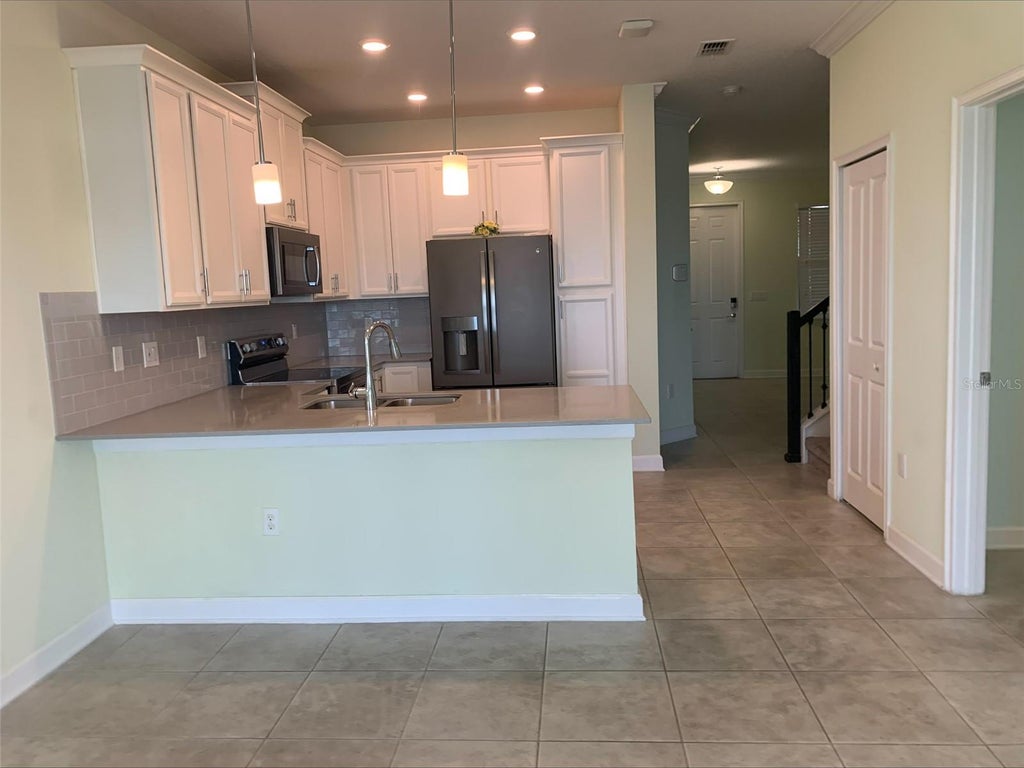 Photo of 8525 Zoeller Hills Drive, Davenport, FL 33896 (MLS # S5159905)