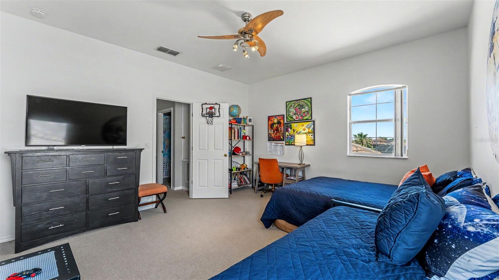 BELLALAGO PH 4P - Residential