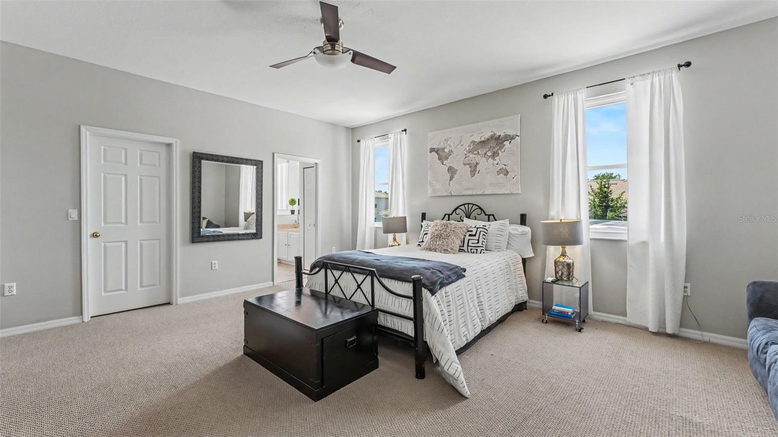BELLALAGO PH 4P - Residential