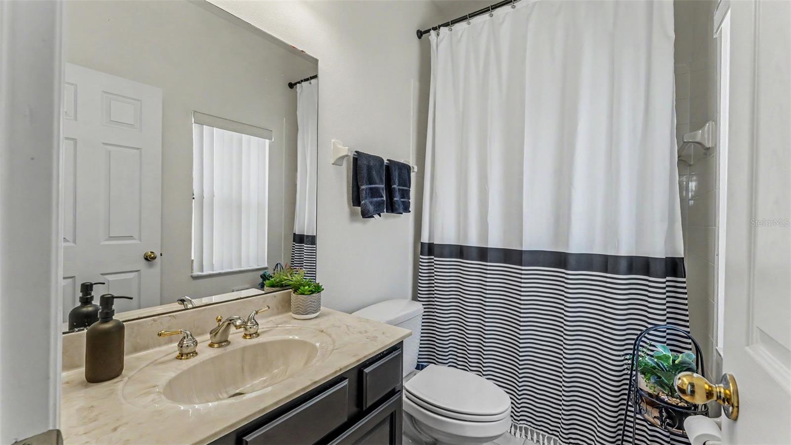 BELLALAGO PH 4P - Residential
