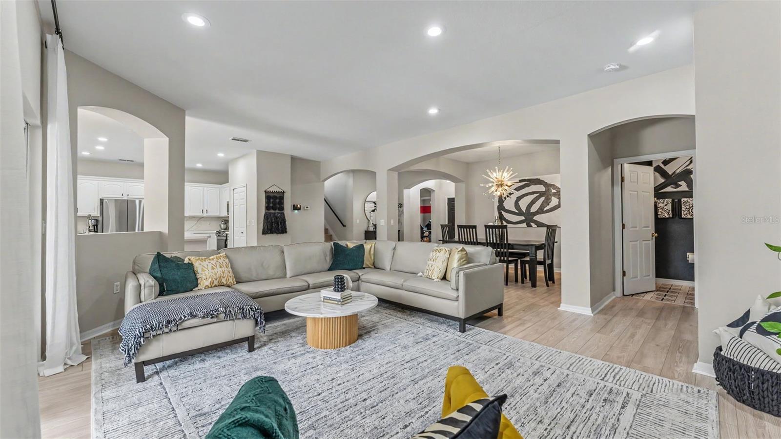 BELLALAGO PH 4P - Residential