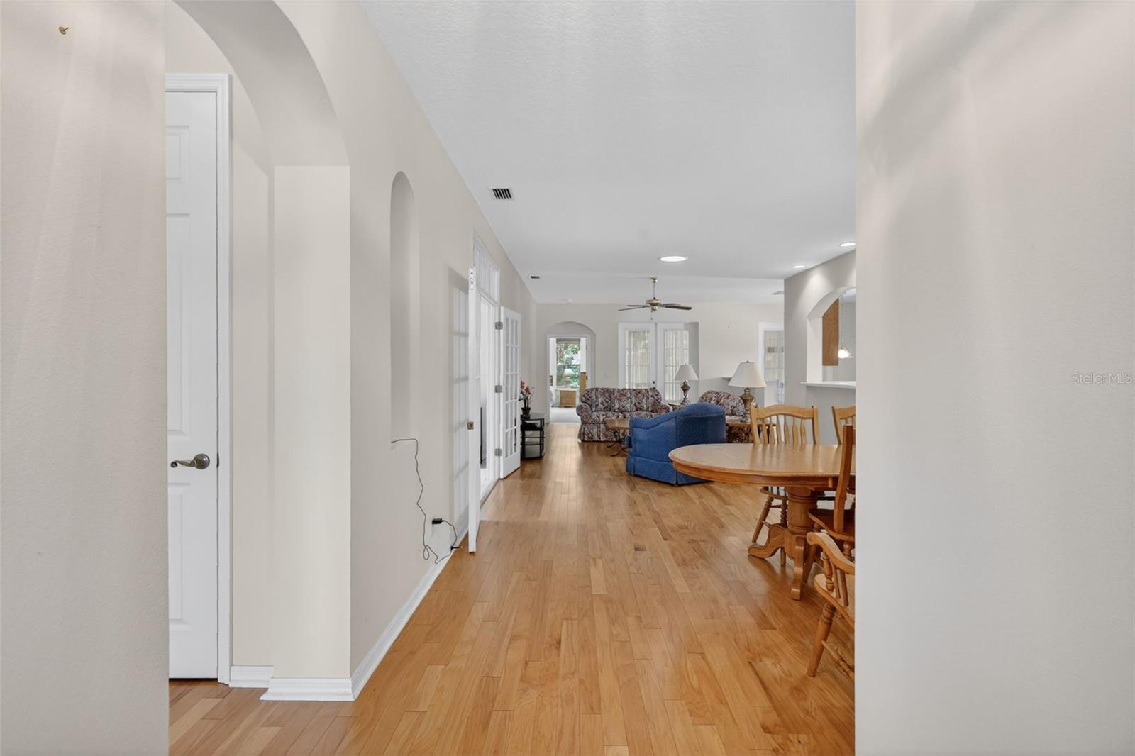 ROYAL HIGHLANDS PH 02-B LT 1317 PB 50 PG - Residential