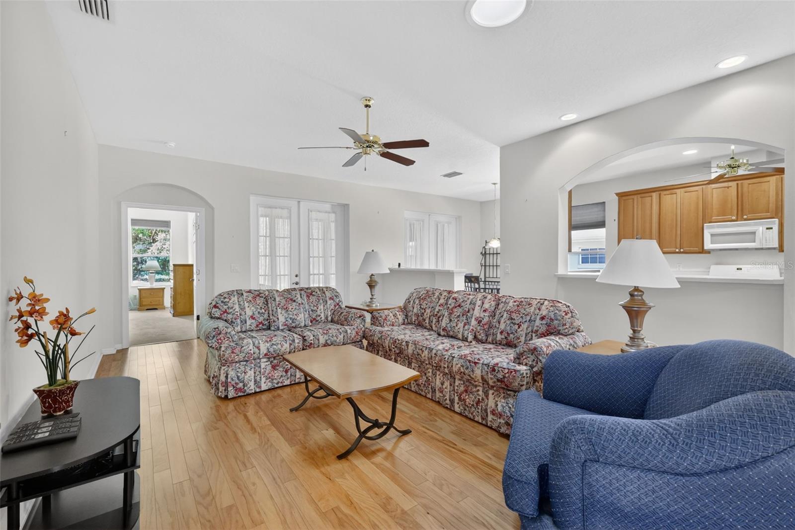 ROYAL HIGHLANDS PH 02-B LT 1317 PB 50 PG - Residential