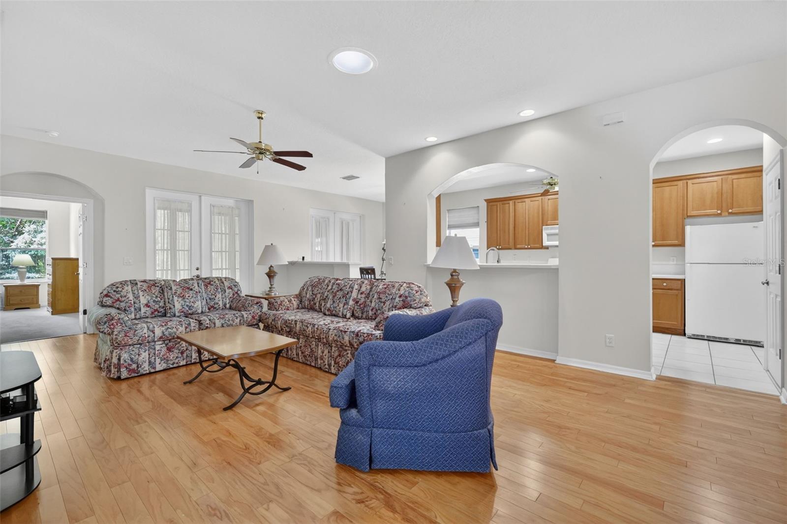 ROYAL HIGHLANDS PH 02-B LT 1317 PB 50 PG - Residential