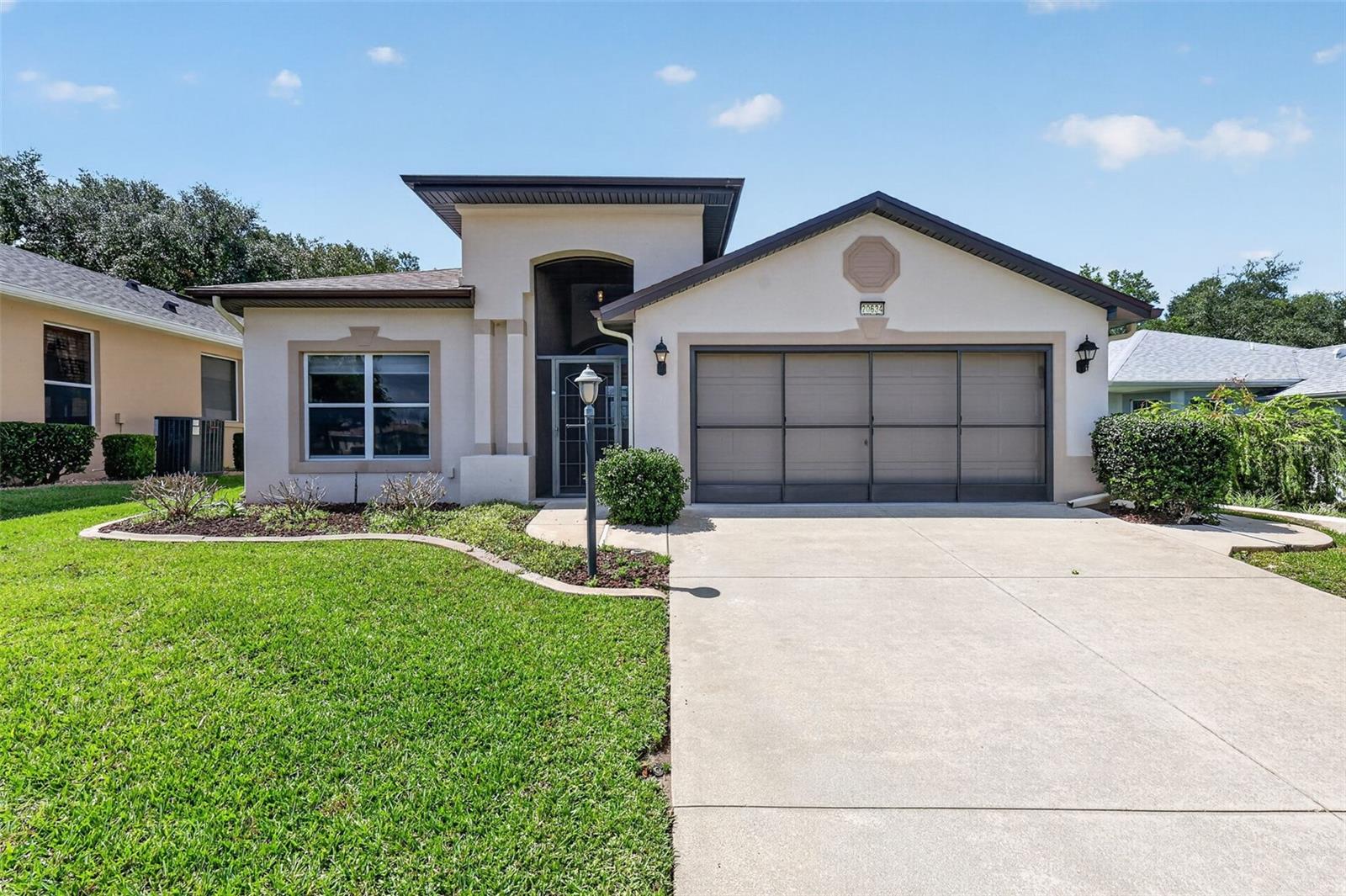 ROYAL HIGHLANDS PH 02-B LT 1317 PB 50 PG - Residential