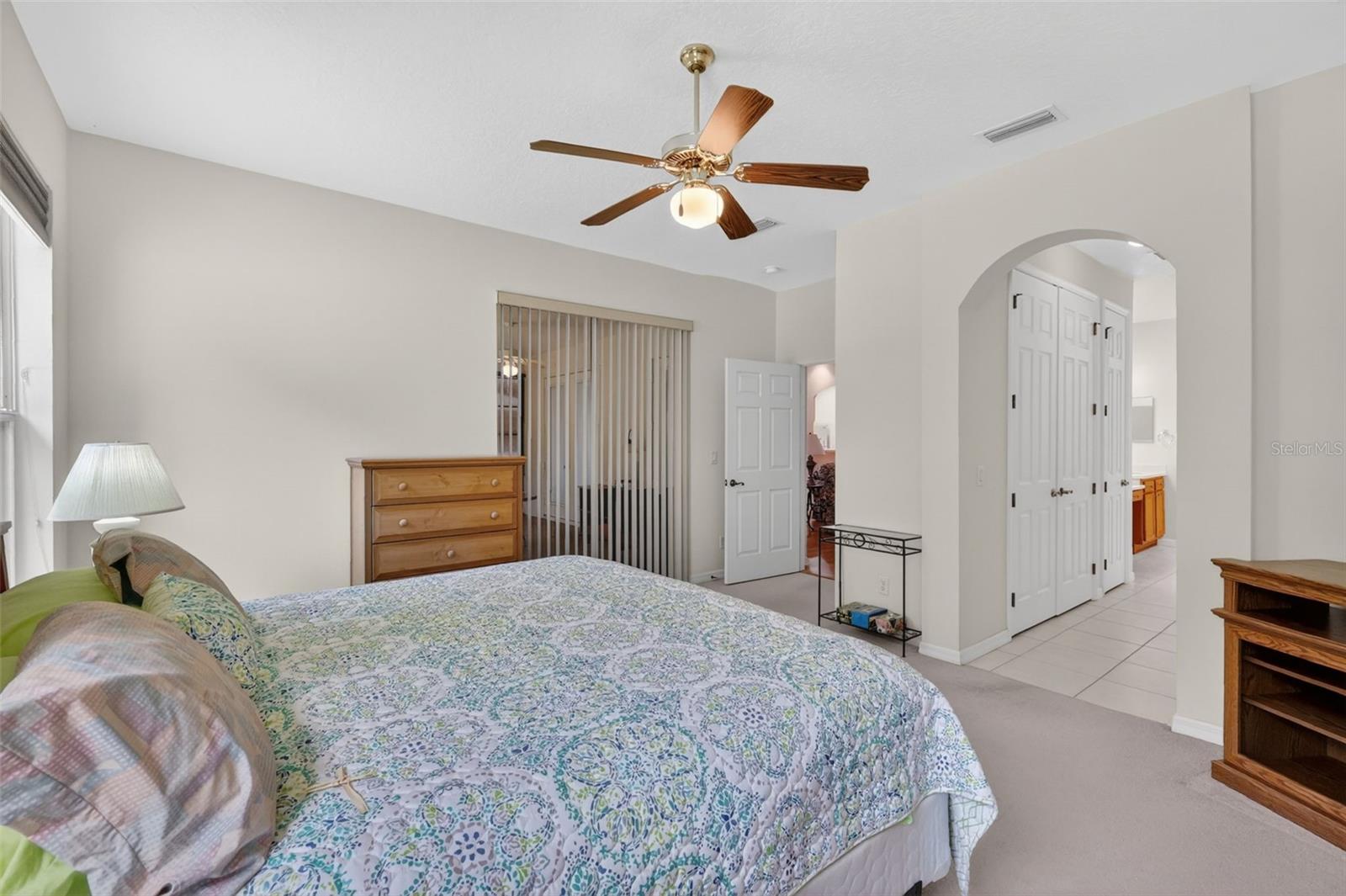 ROYAL HIGHLANDS PH 02-B LT 1317 PB 50 PG - Residential