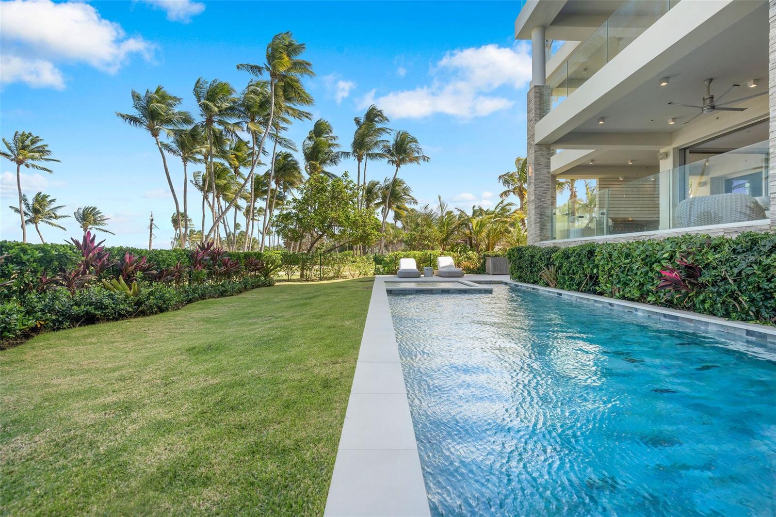 OCEAN DRIVE AT THE ST. REGIS BAHIA BEACH - Residential