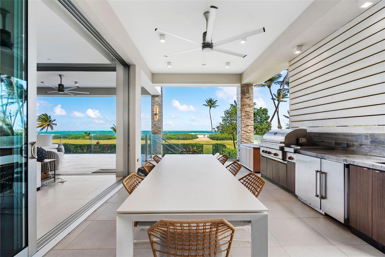 OCEAN DRIVE AT THE ST. REGIS BAHIA BEACH - Residential