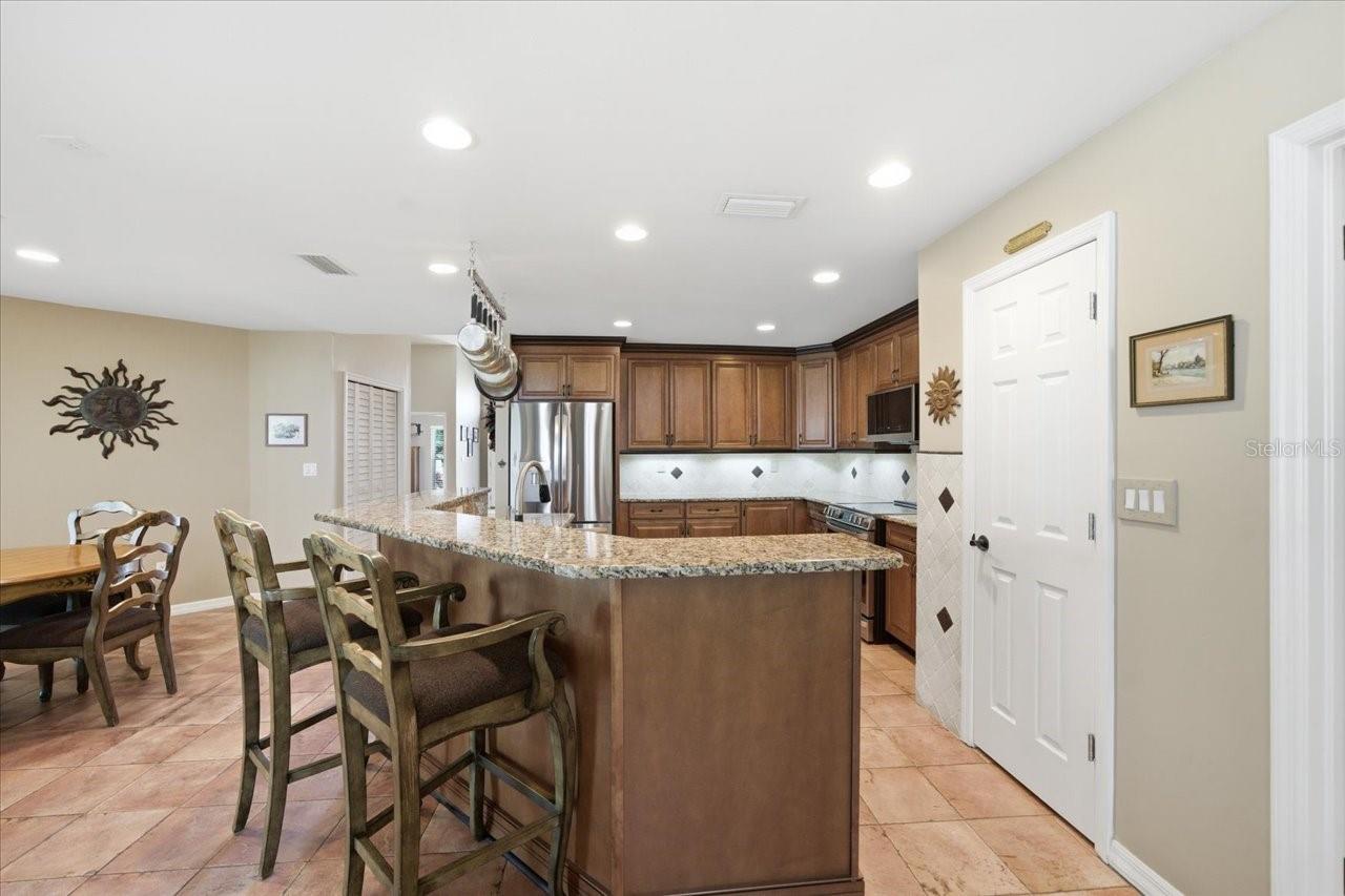 LAKE KELL CROSSINGS - Residential