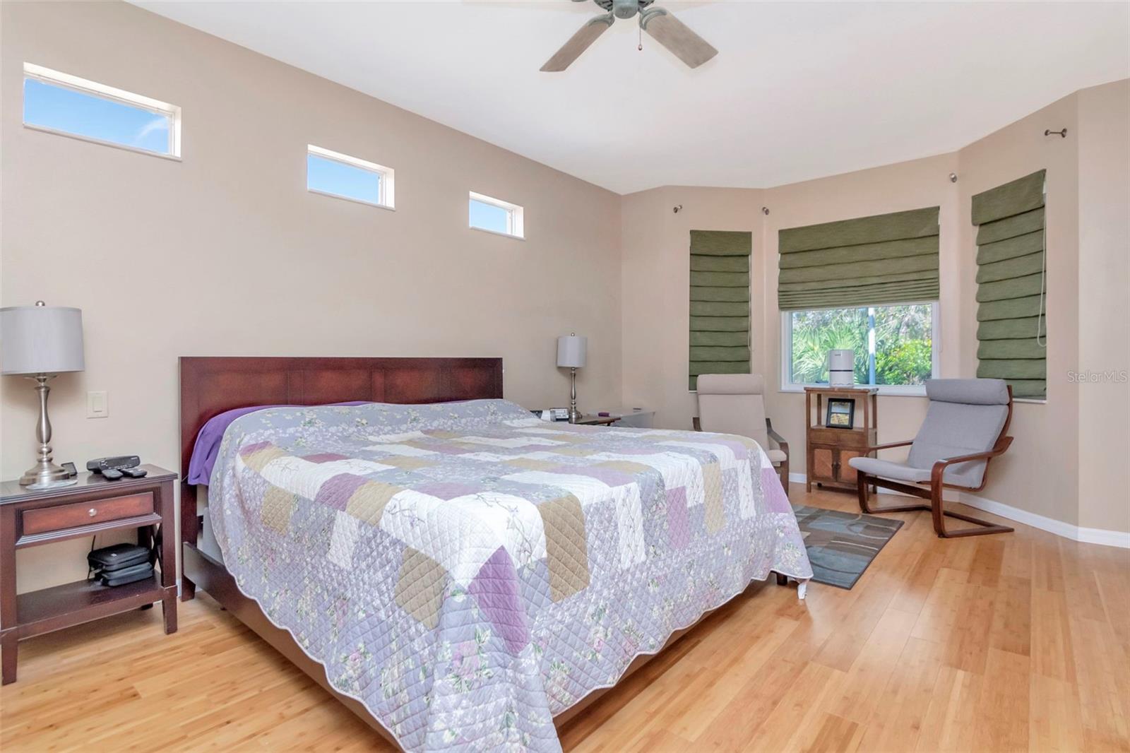 GROVES PH 03 - Residential