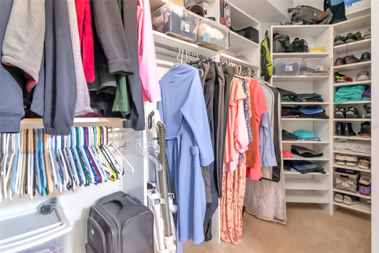 GROVES PH 03 - Residential