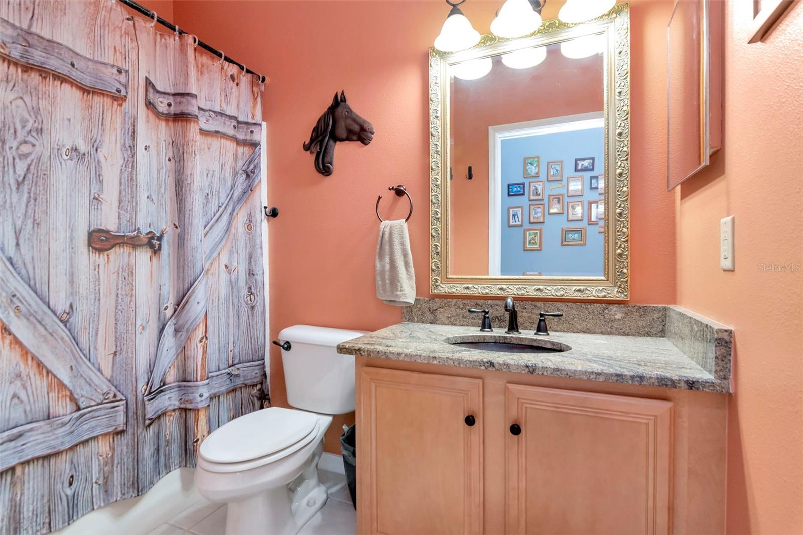 GROVES PH 03 - Residential