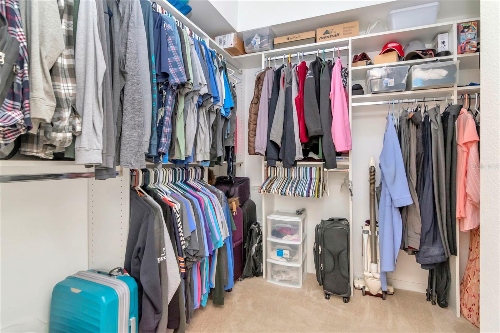 GROVES PH 03 - Residential