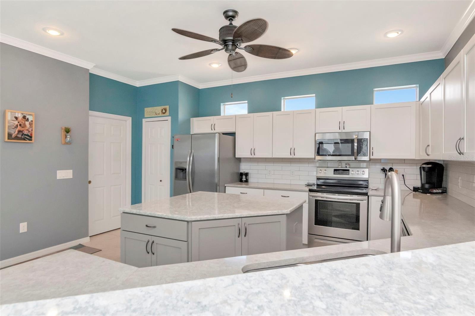 GROVES PH 03 - Residential