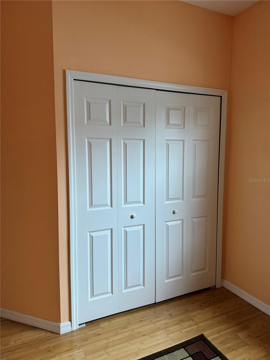 GROVES PH 03 - Residential