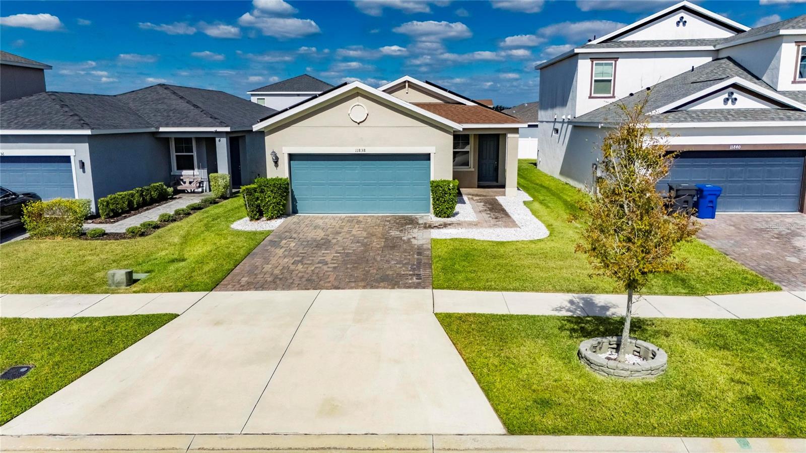 SOUTH FORK S & TR T - Residential Lease