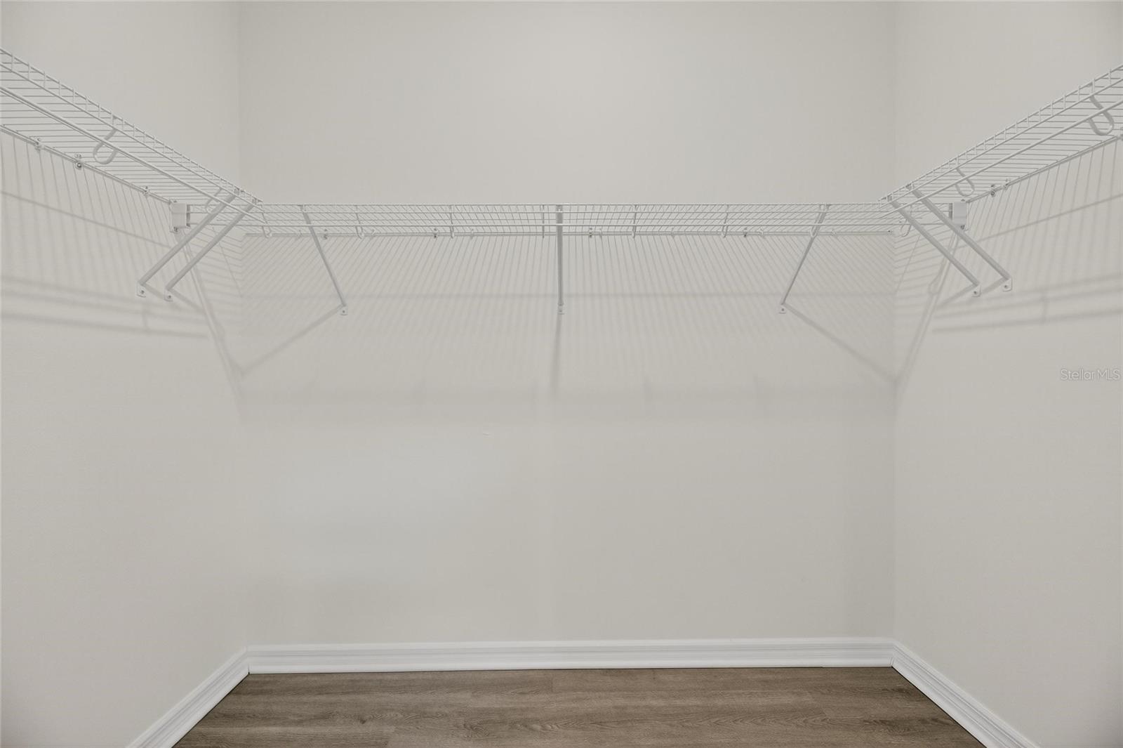 SOUTH FORK S & TR T - Residential Lease