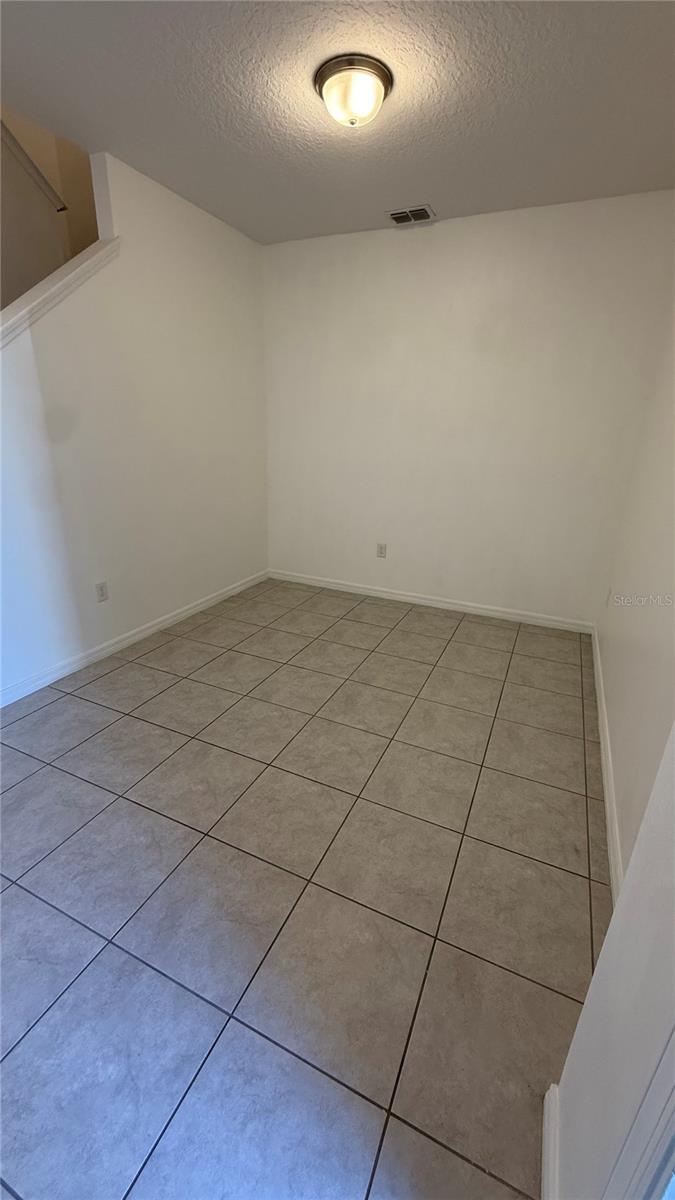 ARBORS/MDW WOODS - Residential Lease