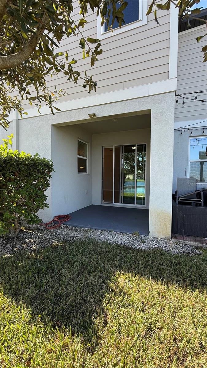 ARBORS/MDW WOODS - Residential Lease