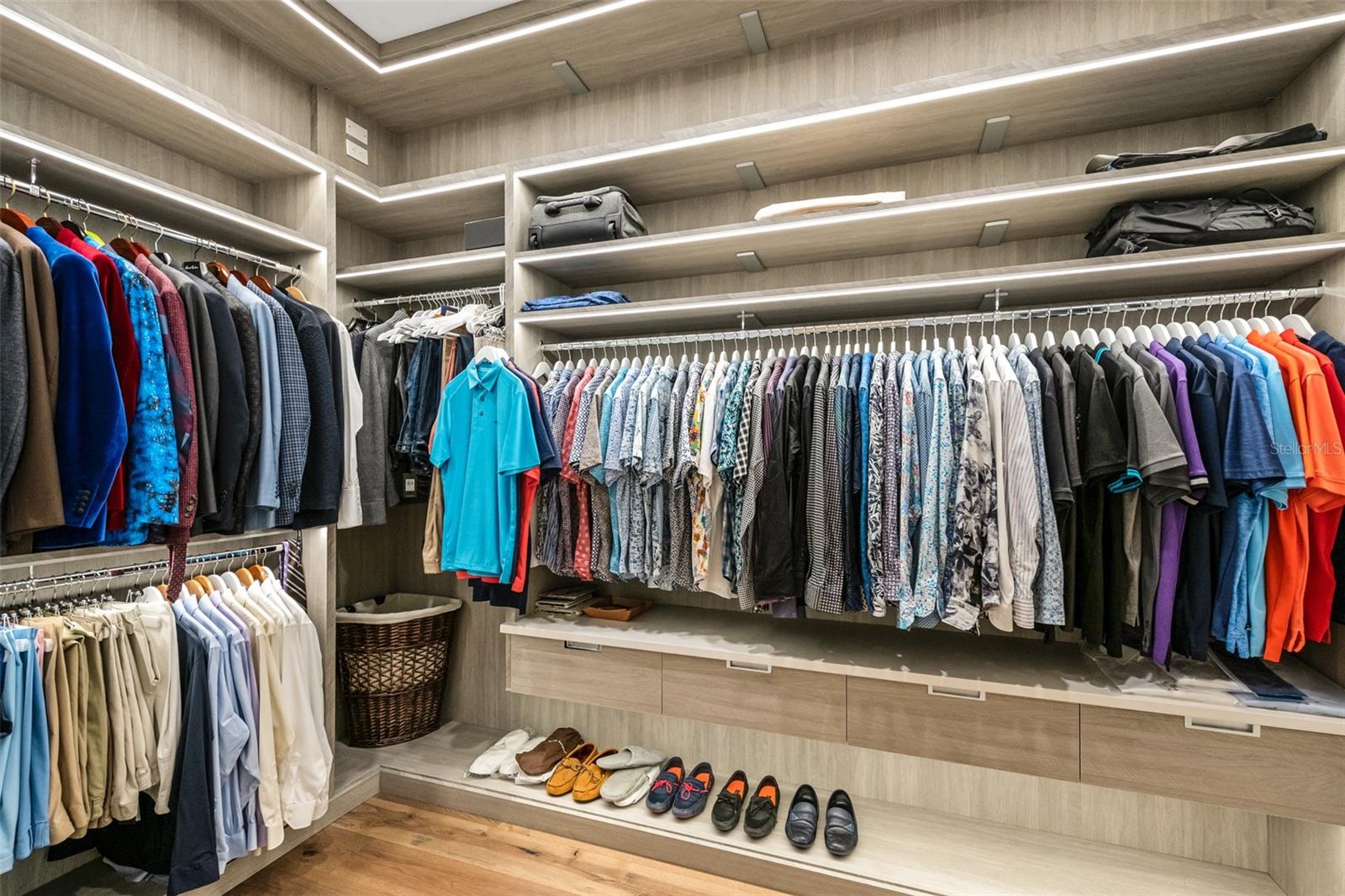 CONCESSION PH II BLK B & PH III - Residential