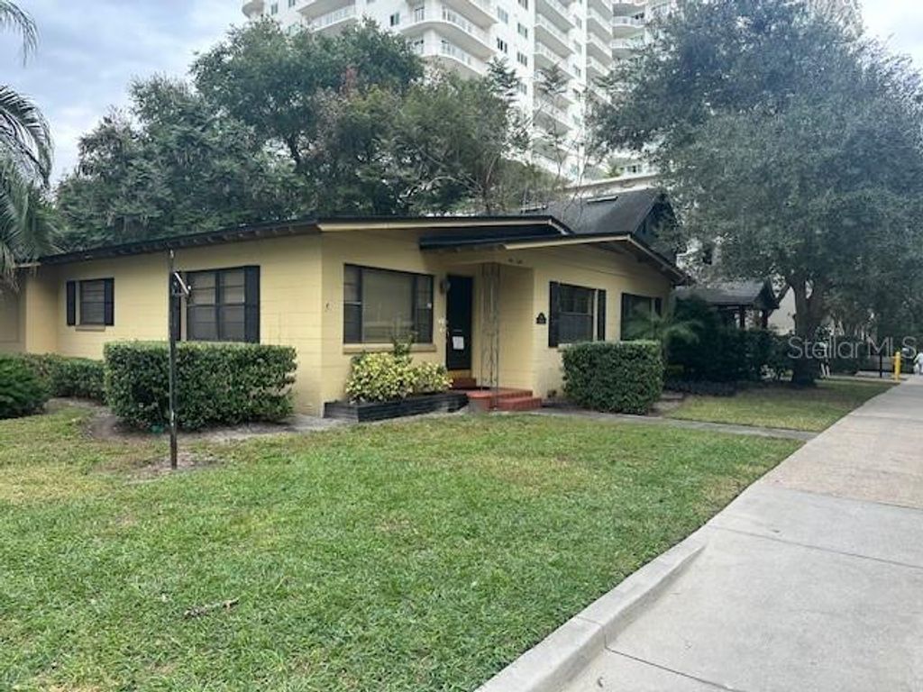Photo of 501 E Church Street, Orlando, FL 32801 (MLS # O6366671)