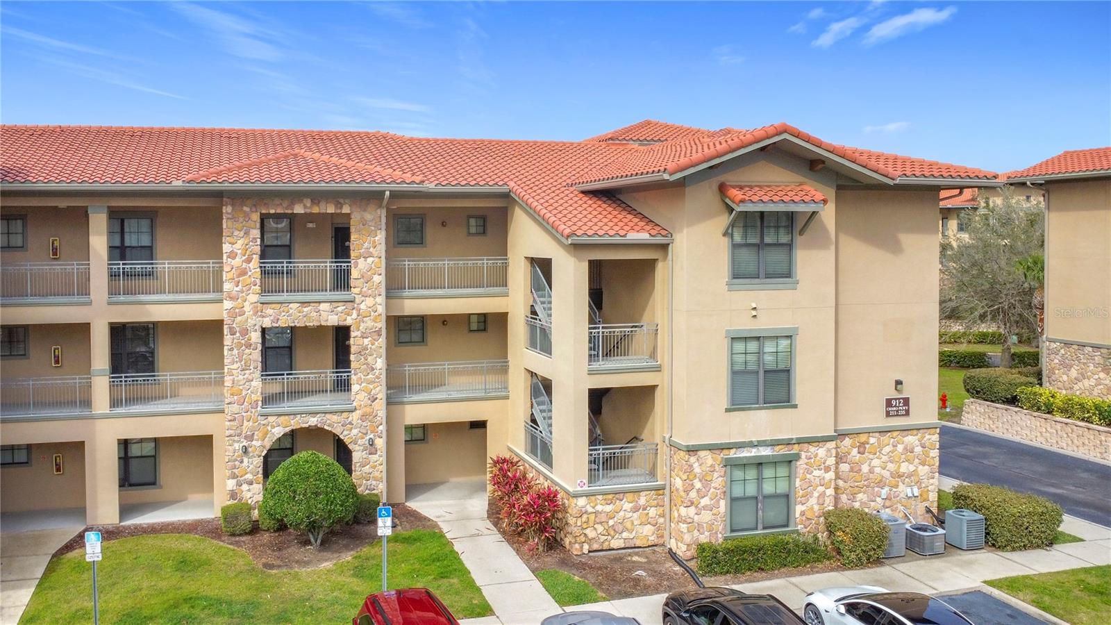 BELLA PIAZZA - Residential