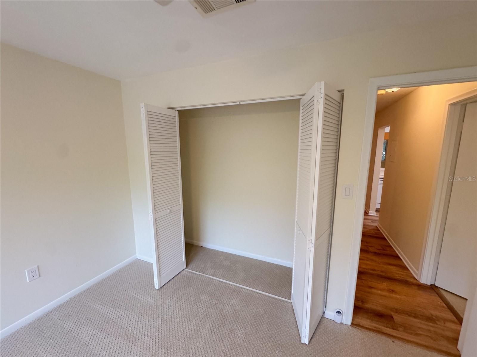 BIVENS LAKE ESTATE S - Residential